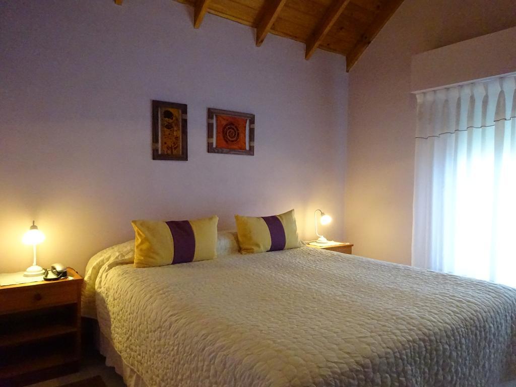 Alto Verde Hosteria El Calafate Room photo